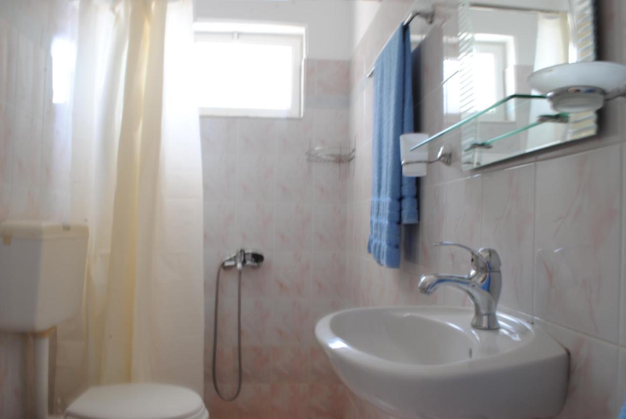 Hotel Mikela Ksamil Extérieur photo